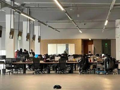 鄭州迎來無人駕駛出租車 軟件開發(fā)的創(chuàng)新驅(qū)動(dòng)